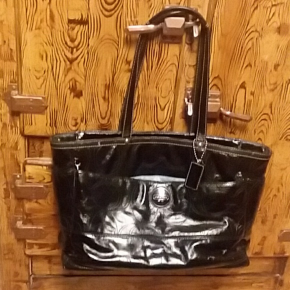 Black coach large monogram purse - Picture 1 of 6